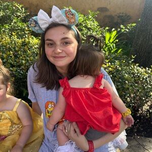 Meet your Posher, Emily!